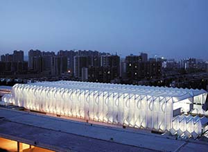 應用PTFE膜結(jié)構(gòu)的北京西二旗地鐵站