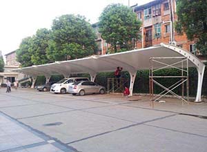 <font color='red'>膜結構車棚</font>常見損壞如何維修?（小編推薦）