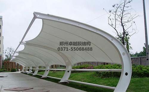 信陽百花置業膜結構車棚