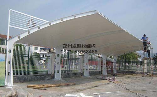 三門峽蒼龍灣社區膜結構車棚