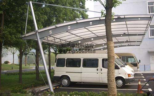 某小區膜結構車棚
