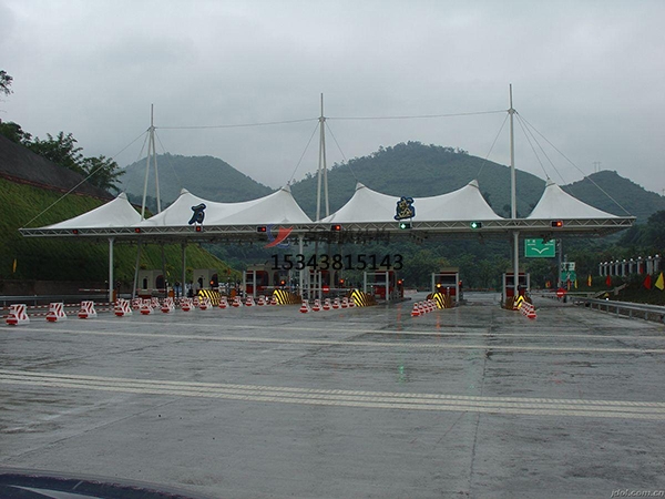 阿里高速收費站雨棚【專業廠家】景觀遮陽棚/服務區膜結構充電站設計公司