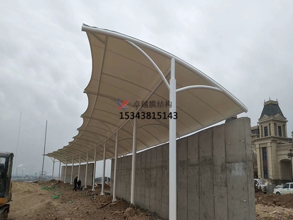 畢節高爾夫發球臺遮陽棚【膜結構設計】