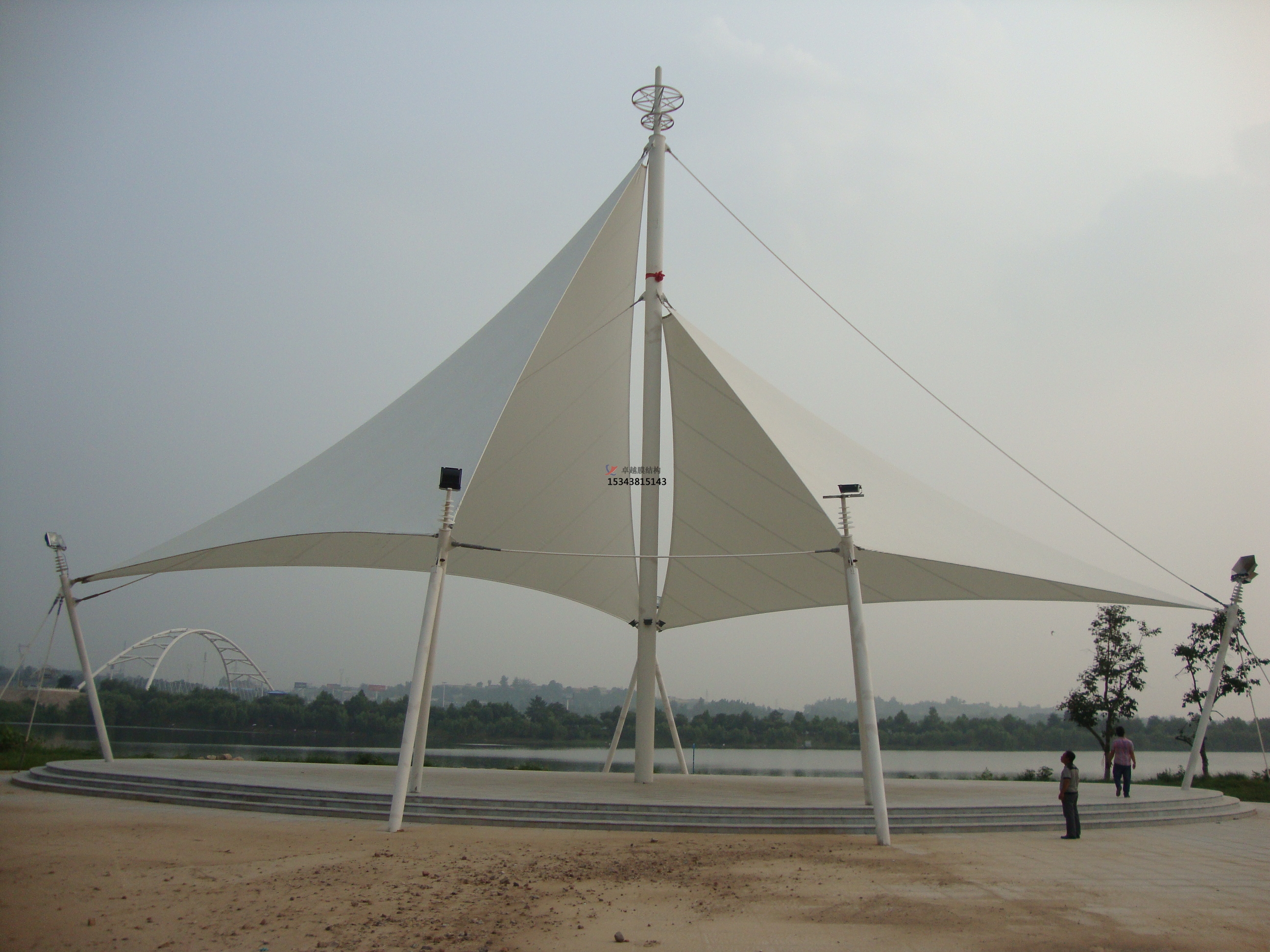 新鄉<font color='red'>膜結構景觀</font>【生產廠家】