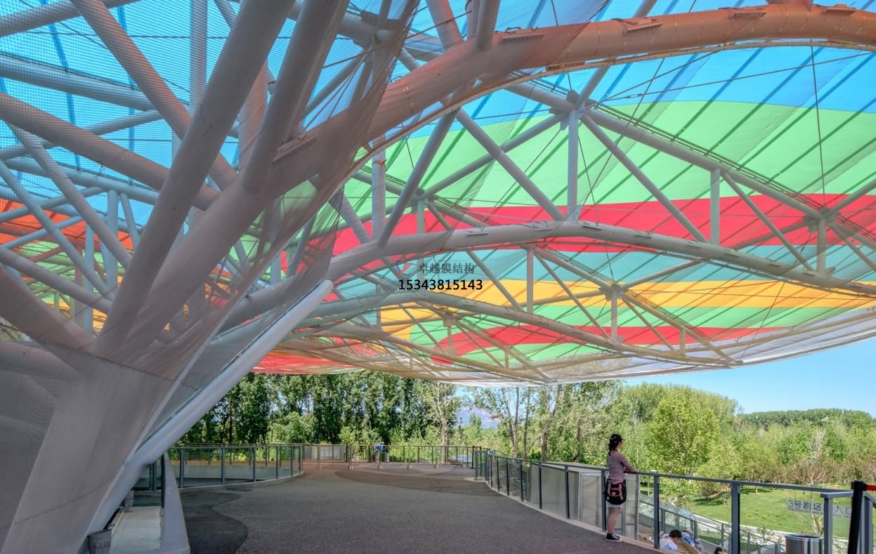 ETFE彩色膜做成的大蝴蝶到底有多炫？