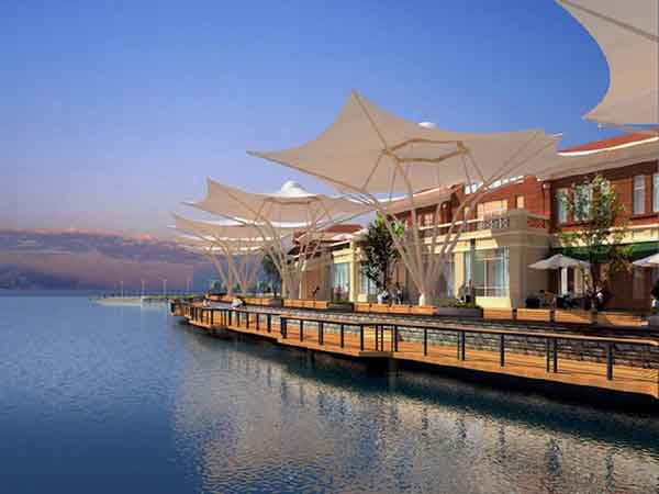 景觀<font color='red'>張拉膜結構</font>的優勢：創造美麗與功能的完美結合