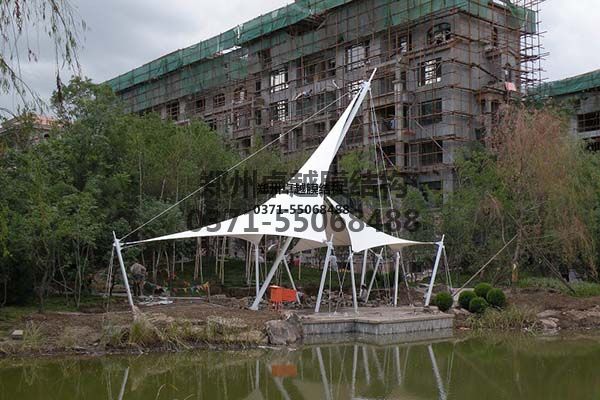西安張拉膜遮陽棚生產廠家設計施工【西安外國語大學張拉膜遮陽棚】等項目